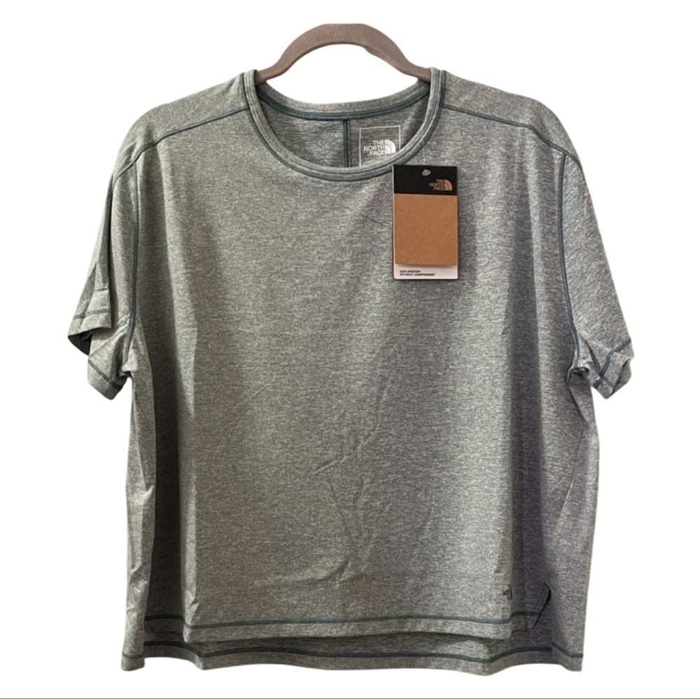 NORTH FACE Dawndream Relaxed Short Sleeve CropTop Size Large NWT - Picture 2 of 6